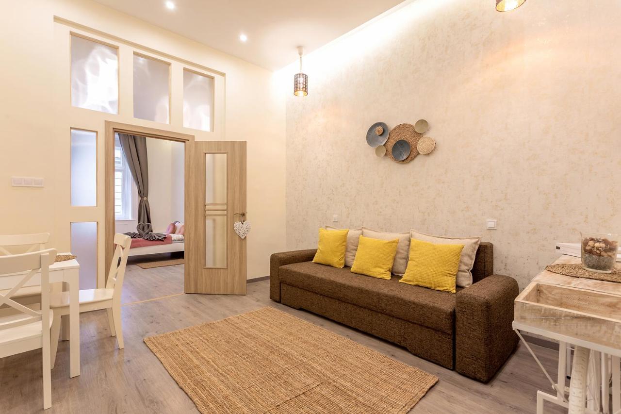 Goldcentral Apartment Comfort Budapest Eksteriør billede